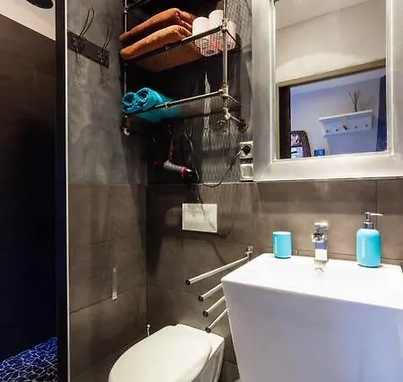 De Champagne Apartment *